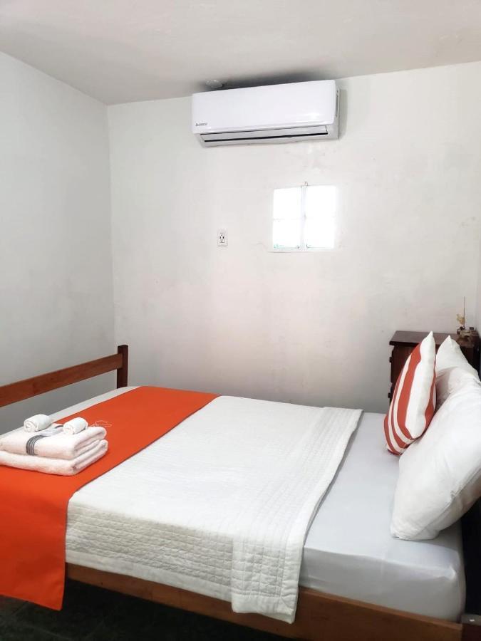 Beach Club Budget Rooms At Popeyes キー・カーカー エクステリア 写真