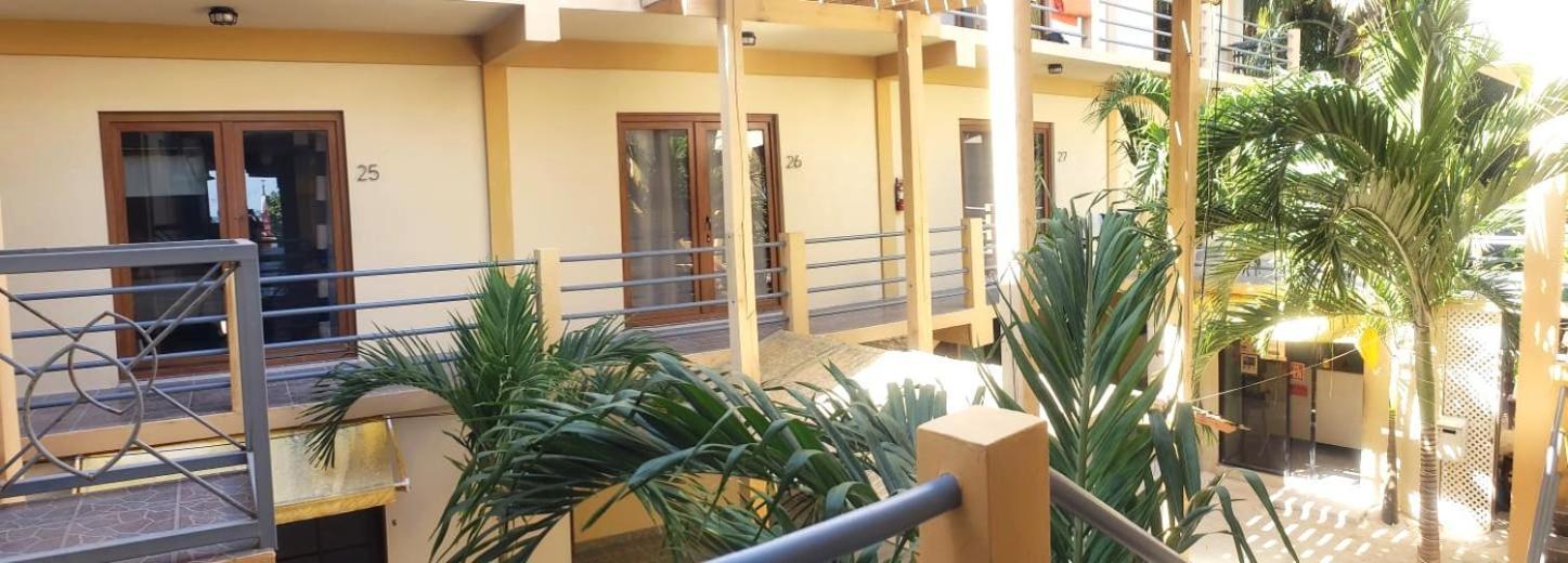 Beach Club Budget Rooms At Popeyes キー・カーカー エクステリア 写真