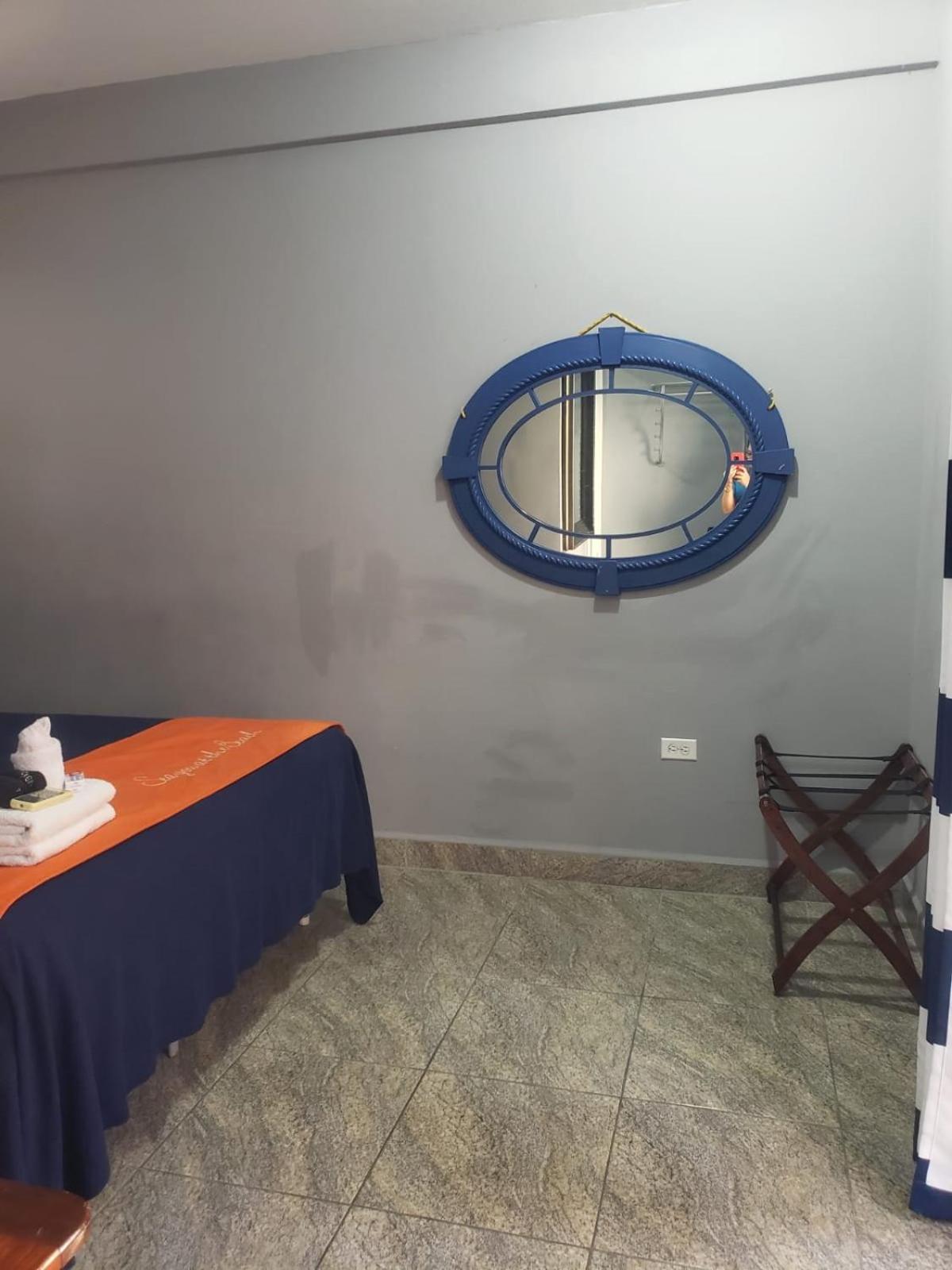 Beach Club Budget Rooms At Popeyes キー・カーカー エクステリア 写真