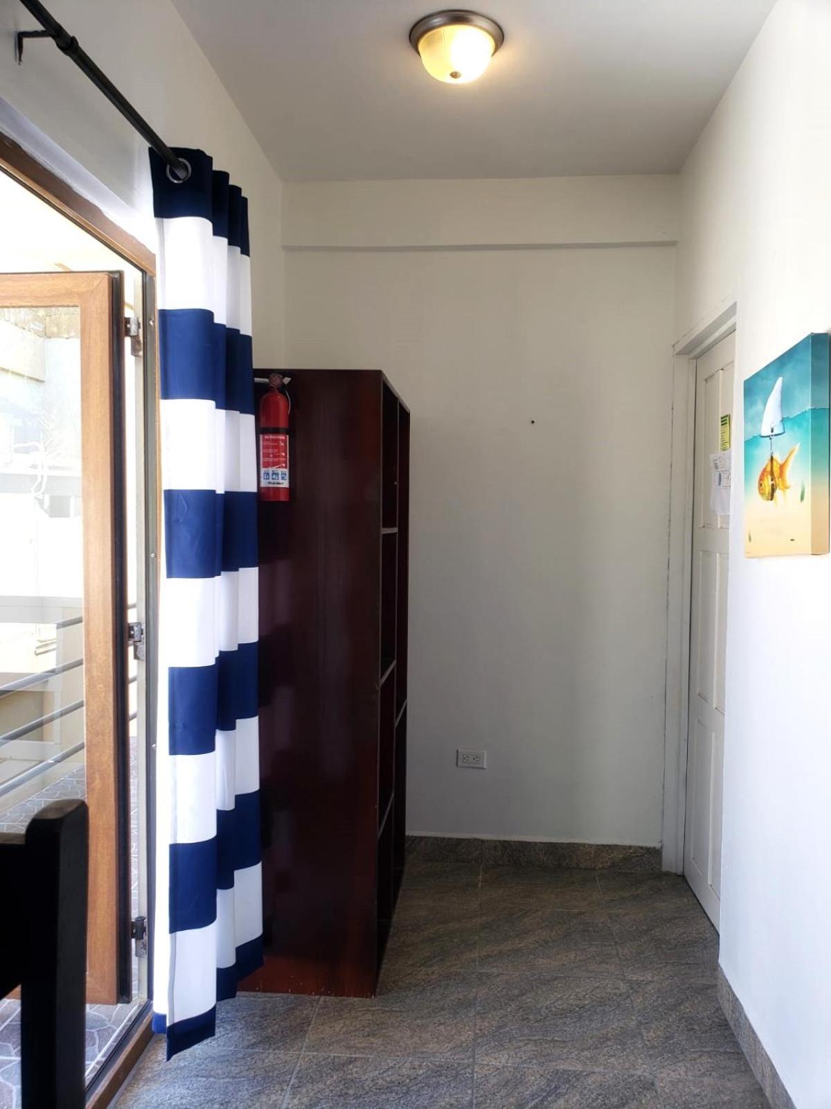 Beach Club Budget Rooms At Popeyes キー・カーカー エクステリア 写真